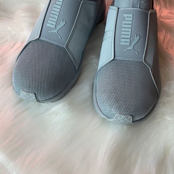 PUMA FIERCE CORE CROSS TRAINER SNEAKERS - Picture 14 of 16